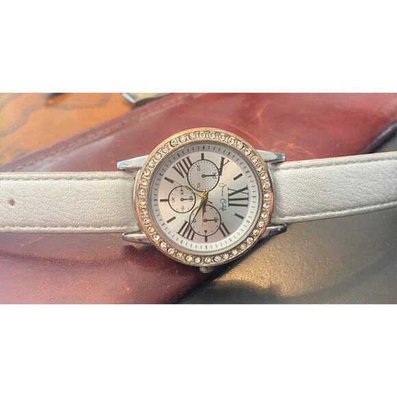 Women's Jessica Carlyle Wtch, Two Tone with Rhinestone Bezel, Chrono Style - Picture 2 of 3